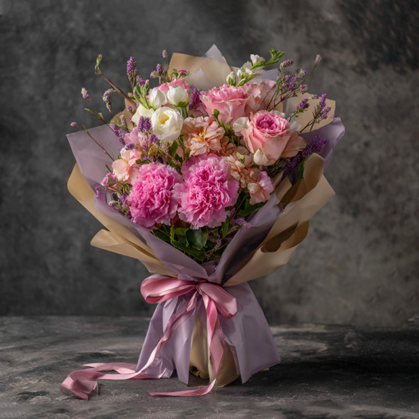 康乃馨的溫柔詩篇—母愛絮語